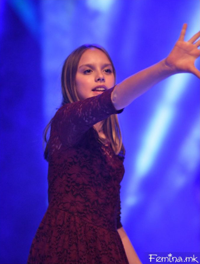 IMG d92c61e3a24d25ead824353fe0ed0de3 V