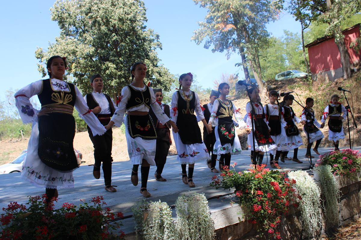Makresane 27